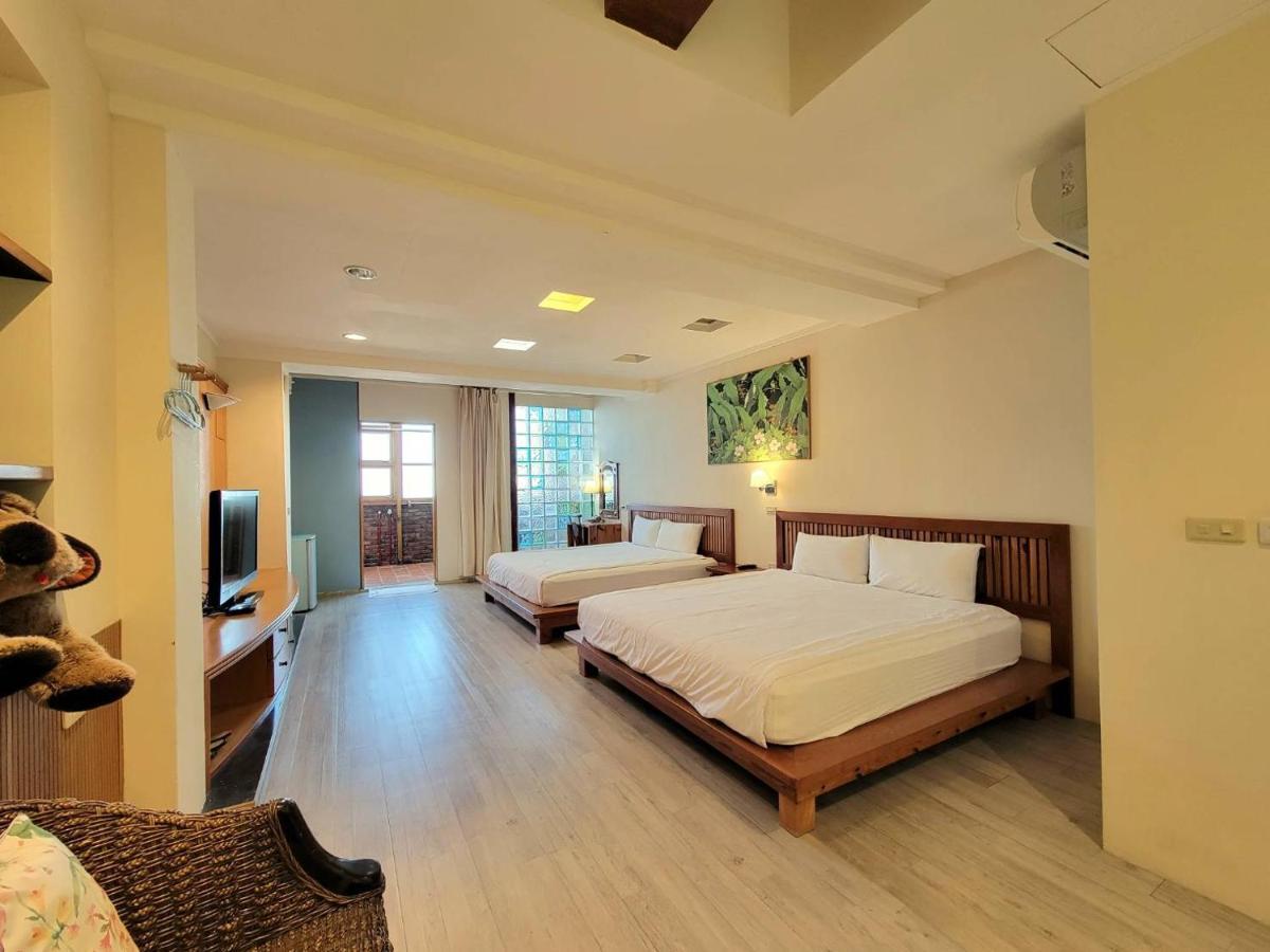 Railway Villa T'ai-tung Extérieur photo